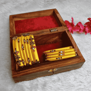 Saanvi Silk Bangles